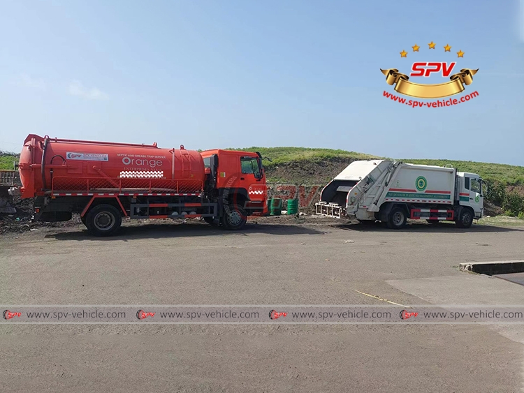 Our compactor truck  and sewage vacuum truck are working on the same landfill site.